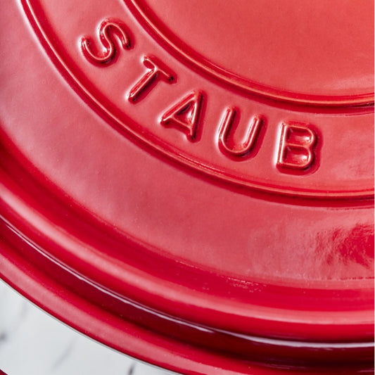 Staub Cocotte Rond 28 cm - Kersenrood - 6,7 liter – detail