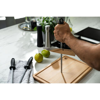 Zwilling aanzetstaal 23 cm met zwarte greep – aanvullend aanzicht