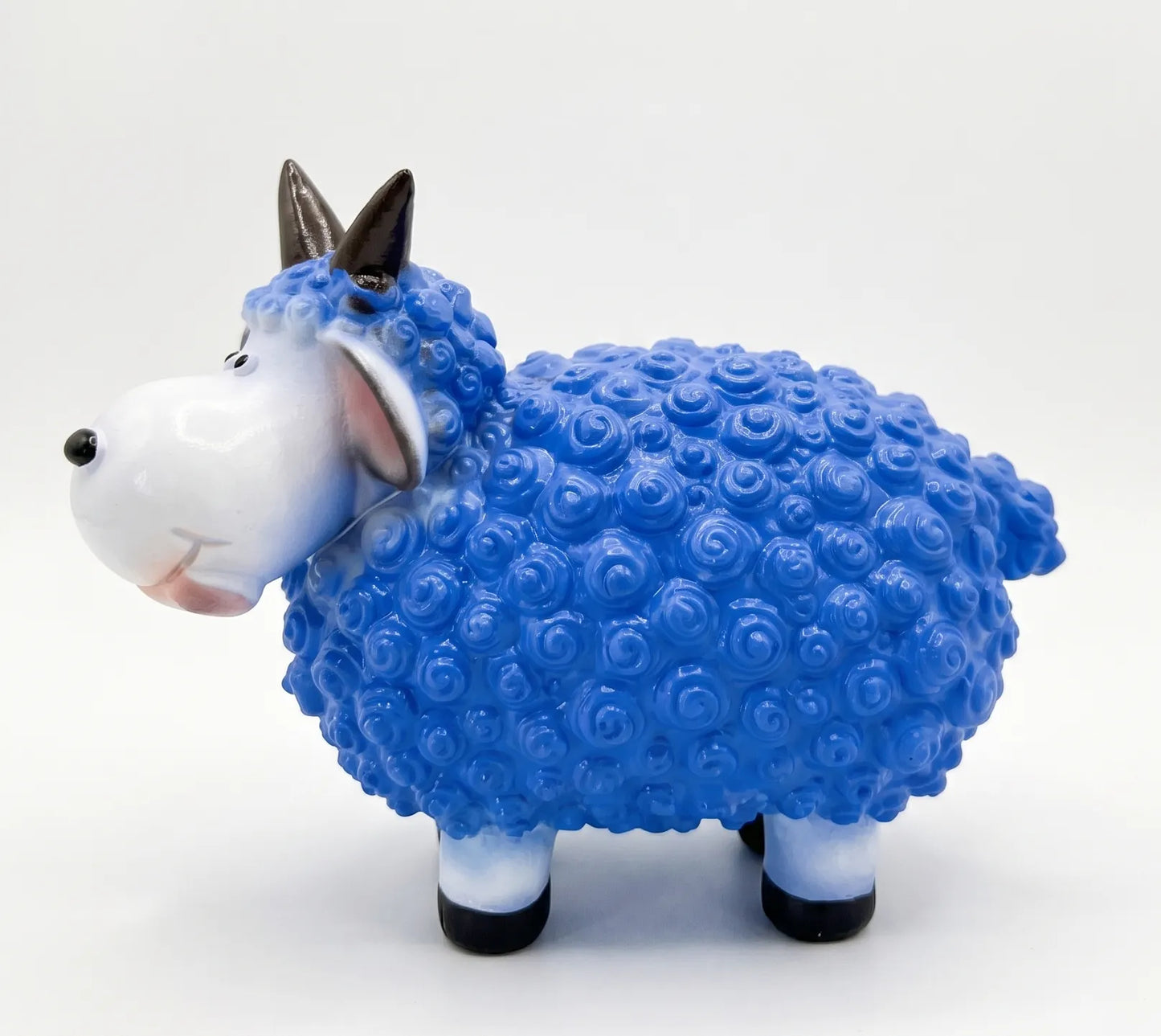 Blauw schaapje met hoorns - 15 cm