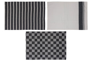 De drie zwarte Cosy & Trendy keukenhanddoeken volledig uitgevouwen