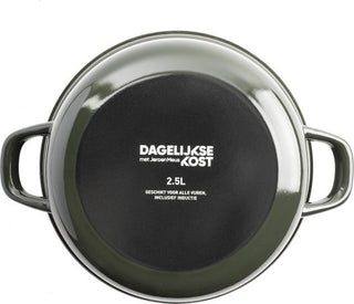 Dagelijkse Kost emaille stoofpot 22 cm olijfgroen – onderkant met aanduiding 2,5 liter