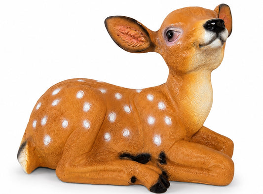 Decoratief liggend hert – 25 cm