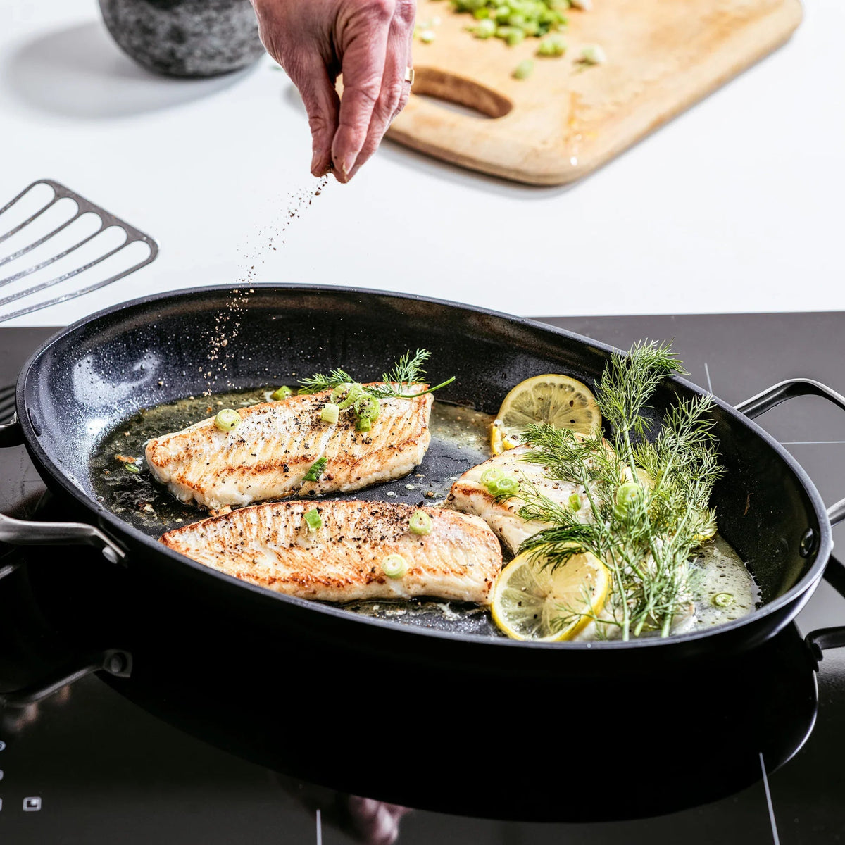 GreenPan Chop & Grill ovale vispan 33 x 23 cm – productfoto 4